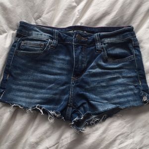 women’s dark wash jean shorts